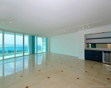 2127 Brickell Ave - Photo Thumbnail 14