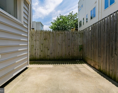 1434 S 17th Street - Photo Thumbnail 8