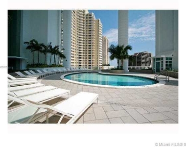 900 Brickell Key Blvd - Photo Thumbnail 26