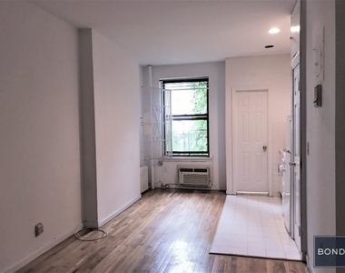 322 East 89 Street - Photo Thumbnail 0