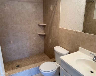 8601 Nw 35th St #5 - Photo Thumbnail 10