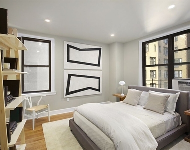 160 East 48th Street - Photo Thumbnail 1