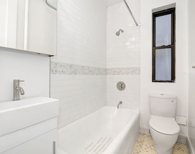 220 West 24 - Photo Thumbnail 5