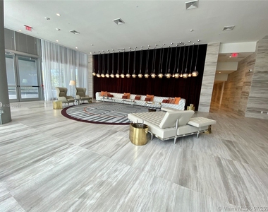 2000 Metropica Way - Photo Thumbnail 27