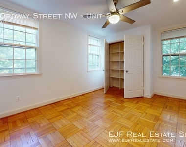 2723 Ordway Street Nw - Photo Thumbnail 22