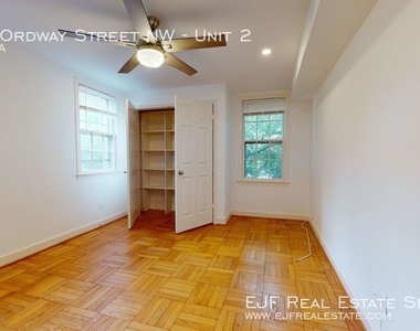 2723 Ordway Street Nw - Photo Thumbnail 17