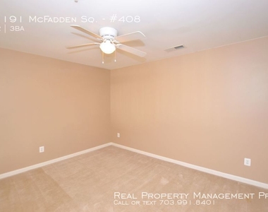 21191 Mcfadden Sq. - Photo Thumbnail 12