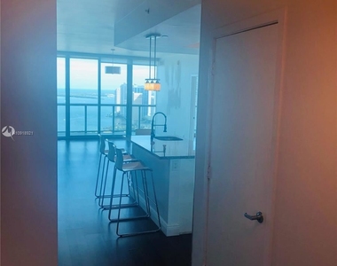 888 Biscayne Blvd Apt 4104 - Photo Thumbnail 3