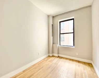 529 West 158th Street - Photo Thumbnail 3