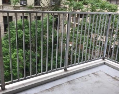 West 97th Street - Photo Thumbnail 0