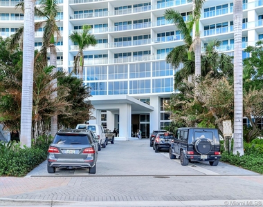 2020 N Bayshore Dr - Photo Thumbnail 19