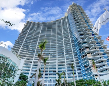 2020 N Bayshore Dr - Photo Thumbnail 0