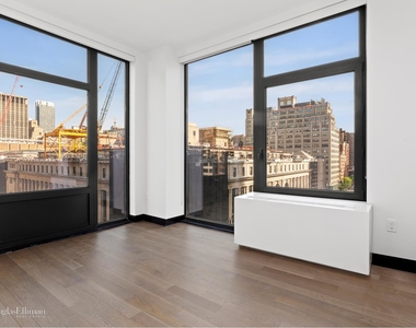 401 West 33rd Street - Photo Thumbnail 0