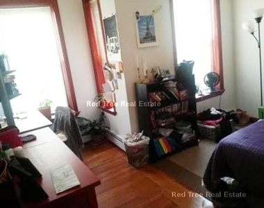 871 Harrison Ave. - Photo Thumbnail 3