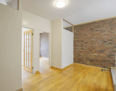 520 East 11th Street - Photo Thumbnail 5