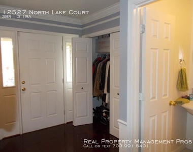 12527 North Lake Court - Photo Thumbnail 23