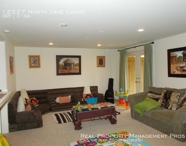 12527 North Lake Court - Photo Thumbnail 7