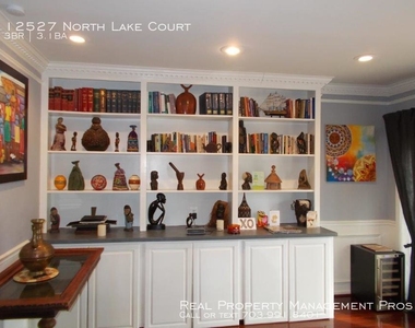 12527 North Lake Court - Photo Thumbnail 3