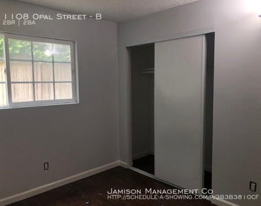 1108 Opal Street - Photo Thumbnail 14