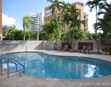 650 Coral Way - Photo Thumbnail 15