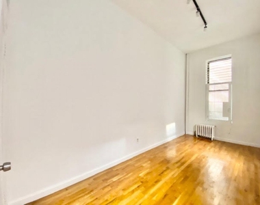 474 West 146th Street - Photo Thumbnail 2