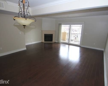 11911 Mayfield Ave 308 - Photo Thumbnail 1