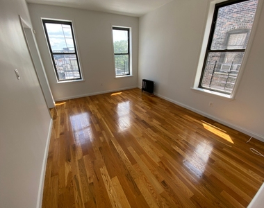 566 West 162nd Street - Photo Thumbnail 4