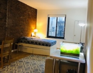 425 East 80th St Apt 6B - Photo Thumbnail 0