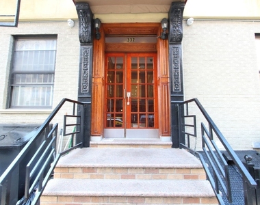 332 East 95th Street - Photo Thumbnail 5