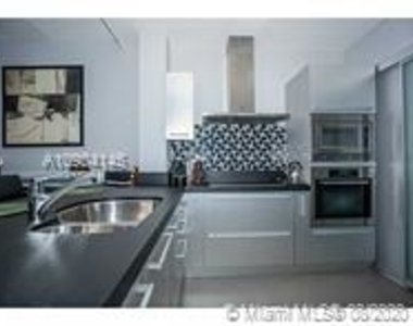 18201 Collins Ave - Photo Thumbnail 28