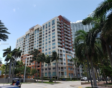 2001 Biscayne Blvd - Photo Thumbnail 2