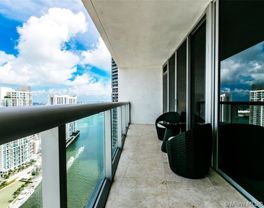 485 Brickell Ave - Photo Thumbnail 0