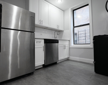 571 West 159th Street - Photo Thumbnail 4