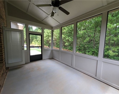 1404 Elston Lane - Photo Thumbnail 31