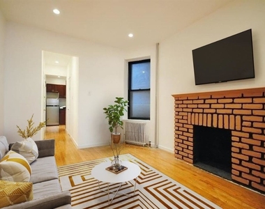 615 1/2 Hudson Street - Photo Thumbnail 1