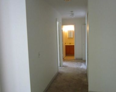 357 Columbus Ave - Photo Thumbnail 6