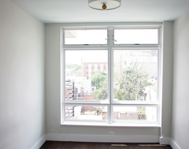 690 Bushwick Ave - Photo Thumbnail 4