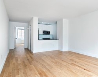 200 West 26th Street - Photo Thumbnail 8