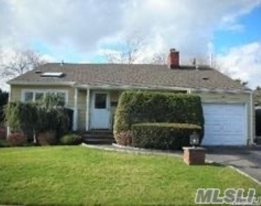 6 Tacoma Lane - Photo Thumbnail 0