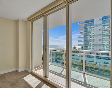 6917 Collins Ave - Photo Thumbnail 5