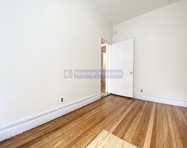 182 Claremont Avenue - Photo Thumbnail 1