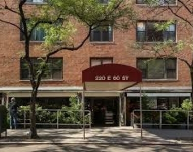 220 East 60th Street - Photo Thumbnail 10