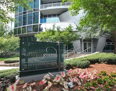 3338 Peachtree Road Ne - Photo Thumbnail 0