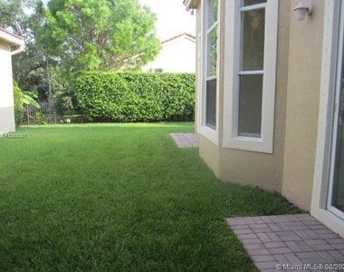 5869 Nw 120th Ave - Photo Thumbnail 3