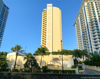 17375 Collins Ave - Photo Thumbnail 22