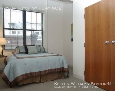 407 Washington St - Photo Thumbnail 0