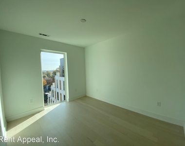 775 Juniper St Ne Unit 608 - Photo Thumbnail 14