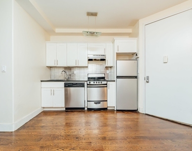 435 Bleecker St - Unit: 2L - Photo Thumbnail 6