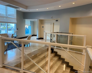 7600 Collins Ave - Photo Thumbnail 34