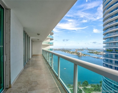 1800 N Bayshore Dr Apt 3310 - Photo Thumbnail 1